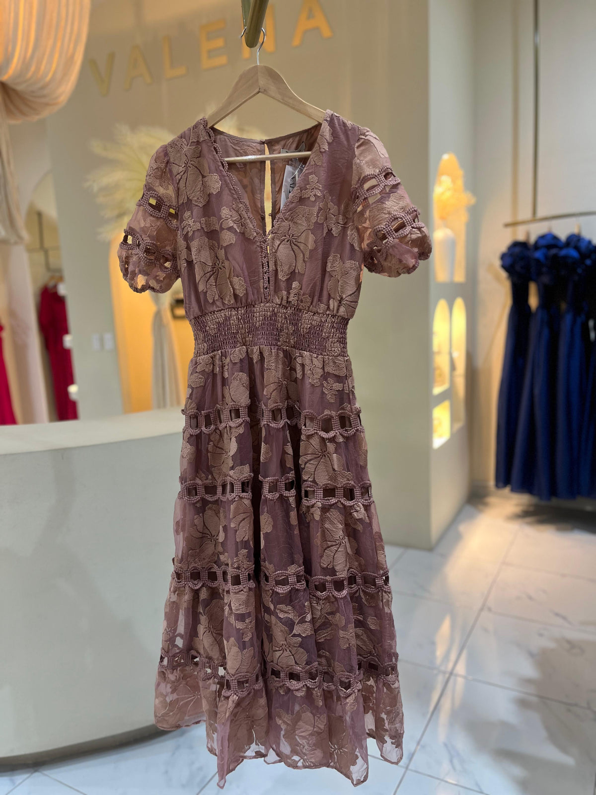 Vestido Rosa Tira Bordada
