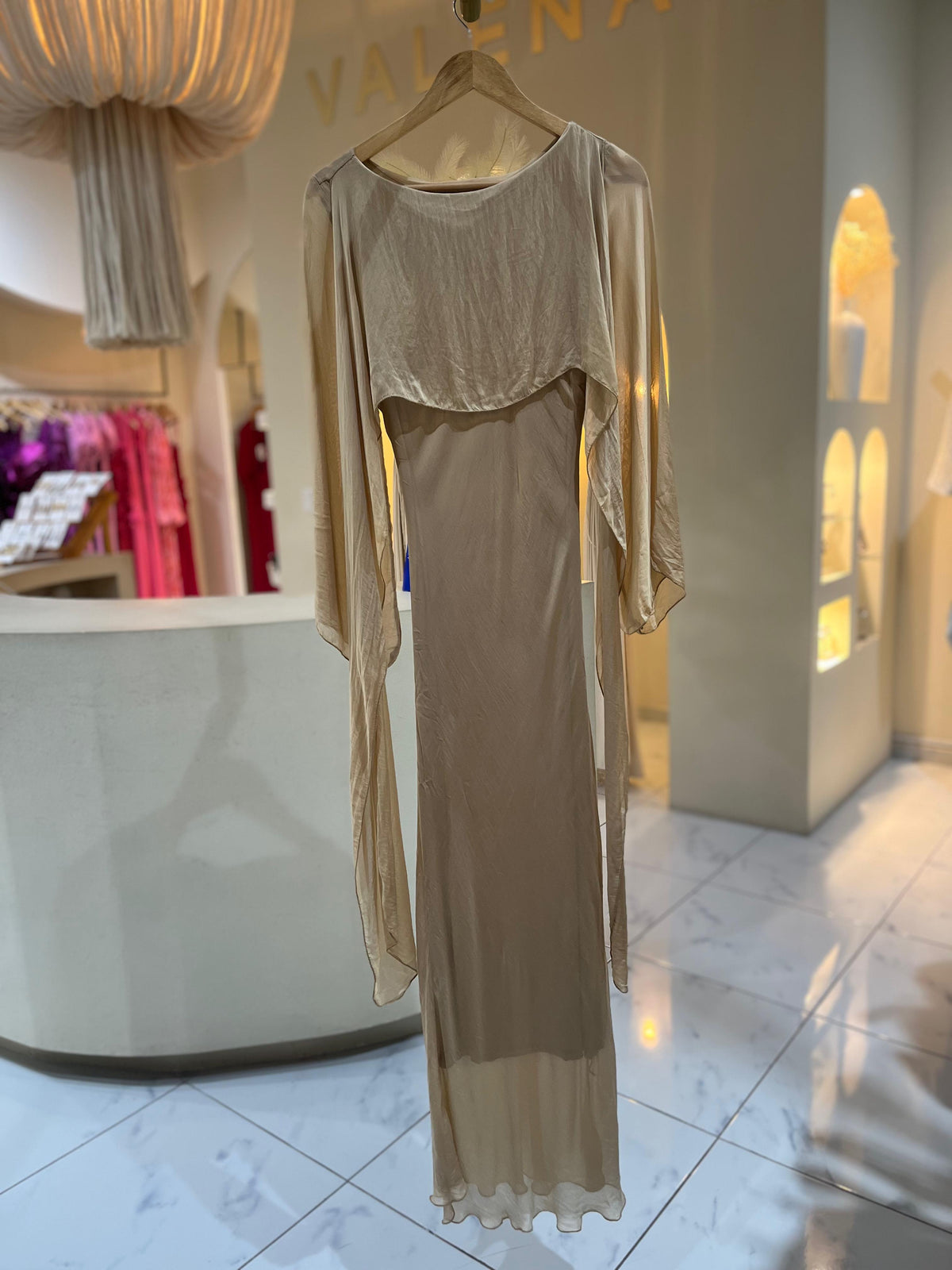 Vestido Seda Dorado