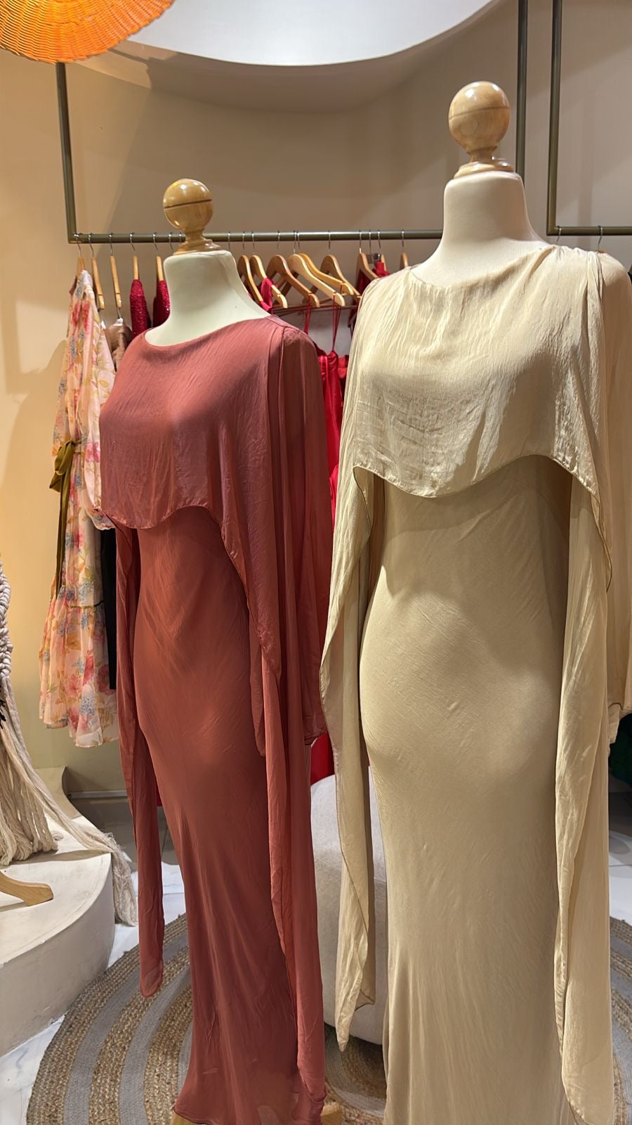 Vestido Seda Dorado