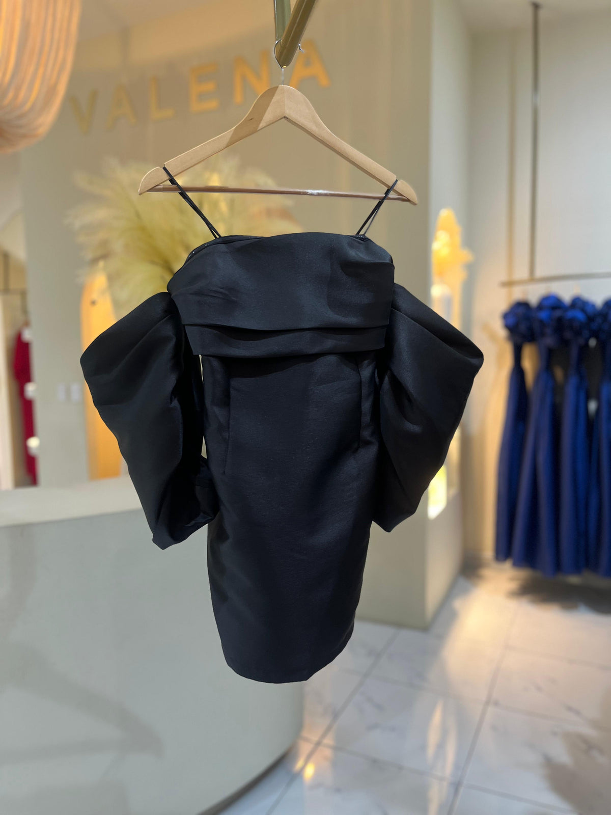 Vestido Satin Off Shoulder